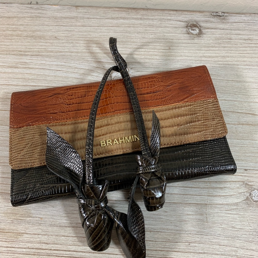 NWOT RARE BRAHMIN ROSES (ONLY) LEATHER FOB PURSE CHARM.